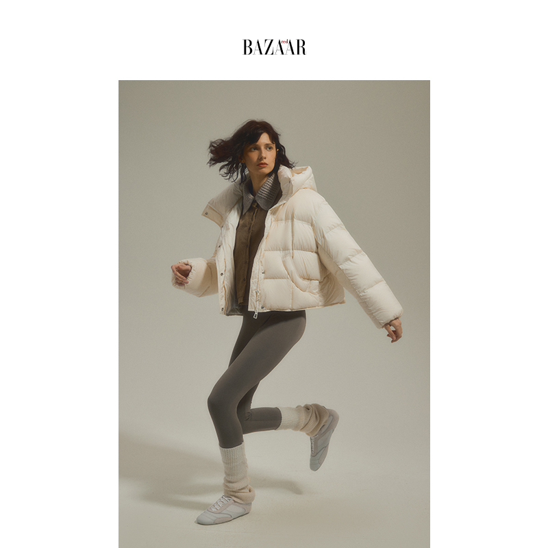 BAZAAR RED时尚芭莎红 立领连帽羽绒服女设计感冬季新款面包服