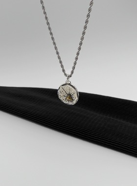 钛钢麻花链中性上帝之眼项链