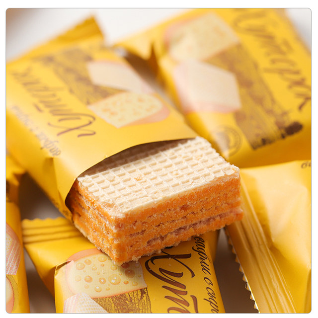Russian imported snacks, ice cream, wafers, Aconte cheese-flavored biscuits, snacks, Internet celebrity leisure chocolates