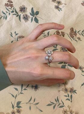 S925纯银珍珠花朵戒指精致高级感