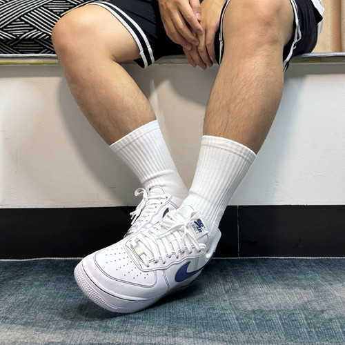 Nike Air Force 1 Low空军一号低帮休闲板鞋HQ2037-100 - 图0