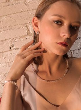 奥特莱斯折扣店撤柜时尚七彩白蓝紫黄绿水晶手链女轻奢高级感手串