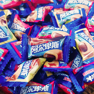 阿尔卑斯巧克溢夹心太妃糖巧克力结婚喜糖批发散装糖果办公零食