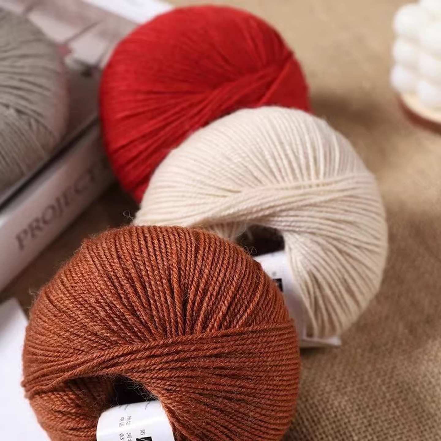 羊绒线红色毛线团手工编织3股中粗手编山羊绒羊毛线手织围巾diy - 图2