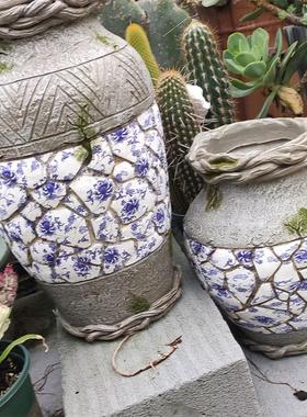 工厂直供 创意中式复古青花瓷花纹花盆花园庭院雕塑树脂现货