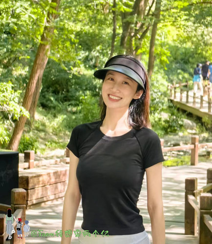 推荐~0件和无数件From 短款Swlt Race运动速干瑜伽短袖T恤女 - 图0