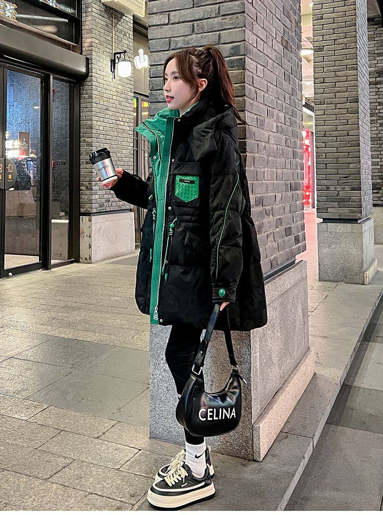 欧货拼接黑色中长款羽绒棉服女2023年冬季新款小个子时尚爆款外套,淘宝优惠券,粉丝福利购,淘宝优惠卷