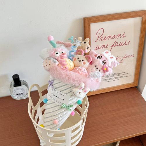 卡通冰淇淋玩偶花束成品生日礼物送女生朋友闺蜜小众高级感创意的 - 图2