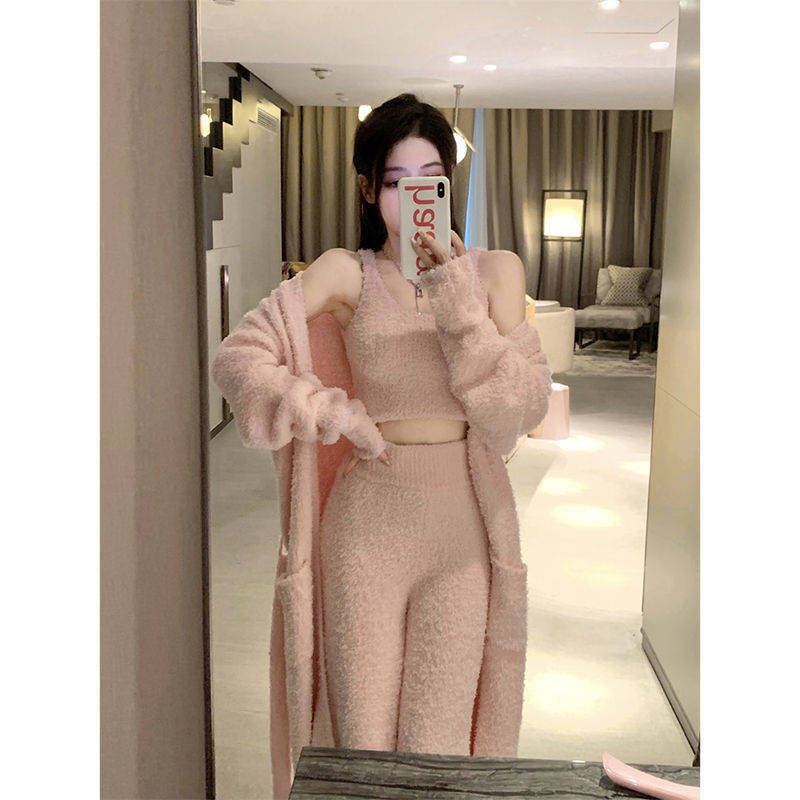慵懒温柔风中长款软糯外套女港味宽松减龄毛绒性感上衣三件套装潮,淘宝优惠券,粉丝福利购,淘宝优惠卷