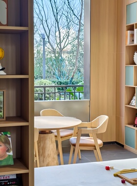 儿童房活动区玩具积木装饰品摆件