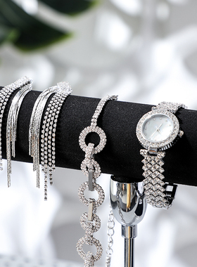 欧式奢华样板房衣帽间摆件软装梳妆台装饰项链口红香水手表链包包