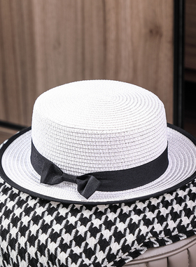 现代简约样板房女士衣帽间饰品衣服道具卧室衣柜摆件软装收纳箱