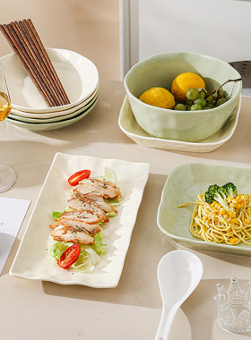 奶油风碗碟套装家用餐具套装碗盘家用2024新款碗筷套装高级轻奢感