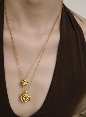 四叶草复古金币吊坠项链