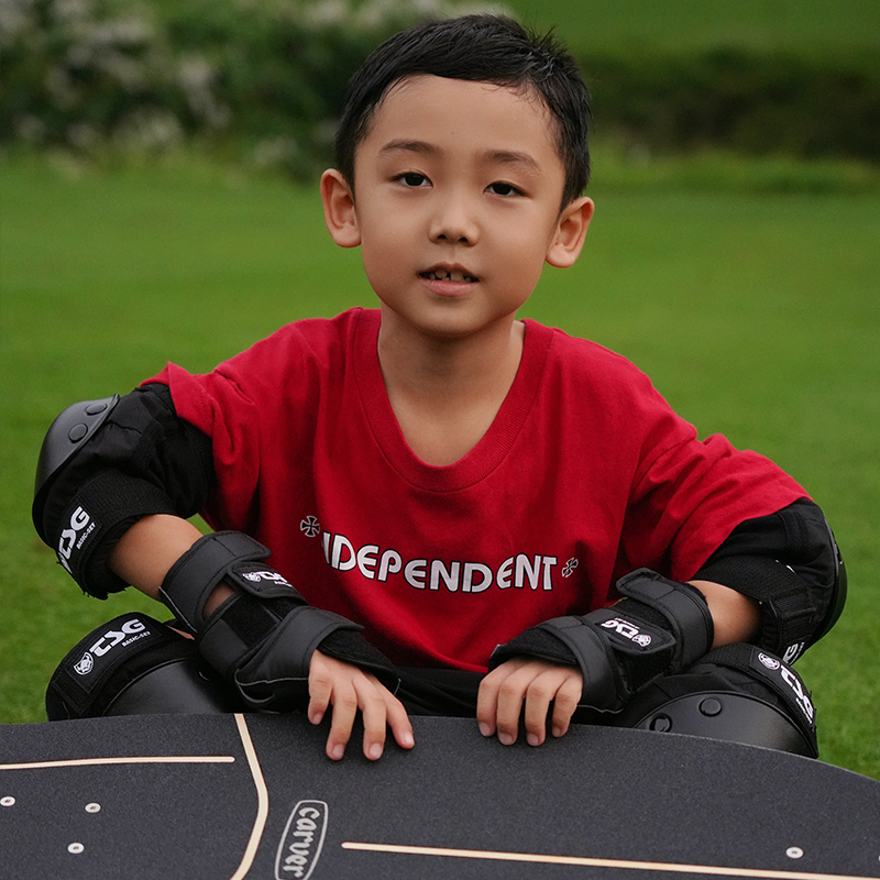 瑞士TSG「儿童专业全套」陆冲护具套装 carver滑板护膝+护肘+护掌 - 图2
