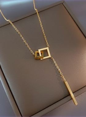 钛钢项链 专柜春夏轻奢小方块项链小众设计高级感金色时尚锁骨链