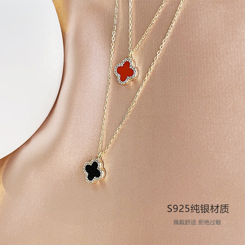S925纯银四叶草项链女轻奢小众设计气质百搭锁骨链红黑色玛瑙吊坠