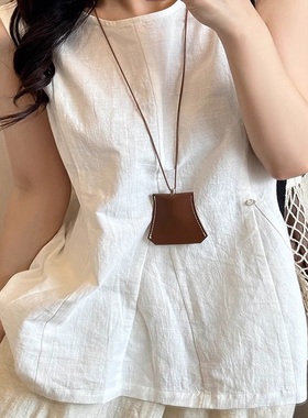 挂脖磁吸多功能皮革墨镜夹项链女款户外旅行便携眼睛收纳挂绳配饰