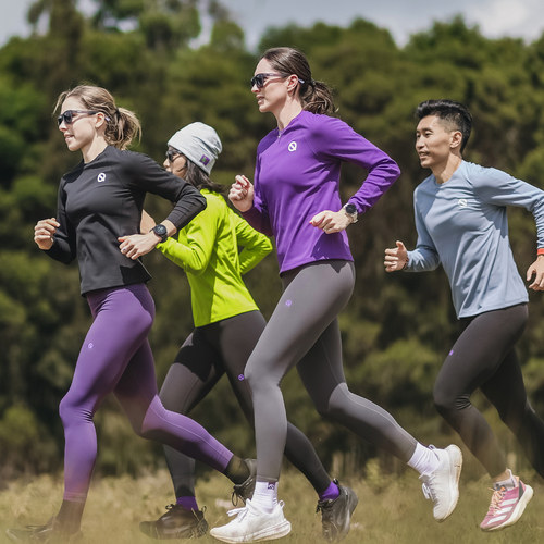 【新品】轻功加厚呼吸方格圆领长袖跑步运动户外秋冬长袖T男女款 - 图3