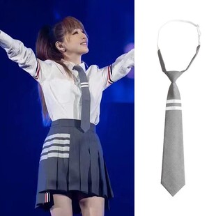 2026新款王心凌同款jk女短款免打条纹学院风灰色复古手打tb领带衬