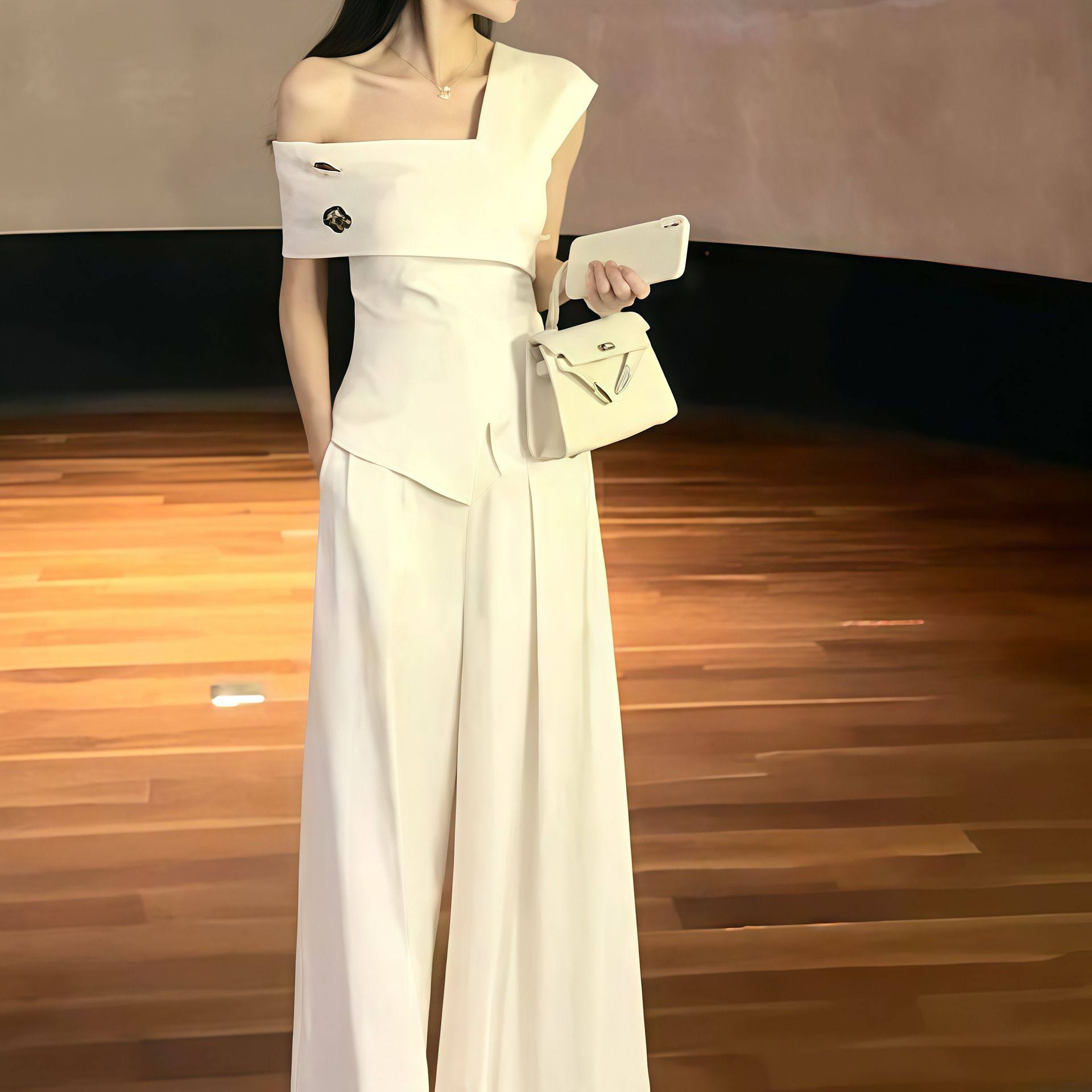 时尚套装女2026年夏季百搭新款设计感洋气露肩性感显瘦上衣阔腿裤,淘宝优惠券,粉丝福利购,淘宝优惠卷