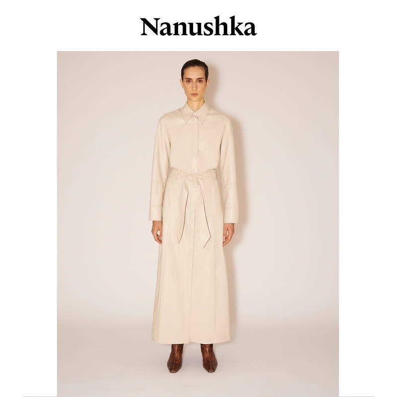 【经典惊喜折扣】NANUSHKA 女士 ASAYO 经典素皮衬衫式廓形连衣裙 - 图2