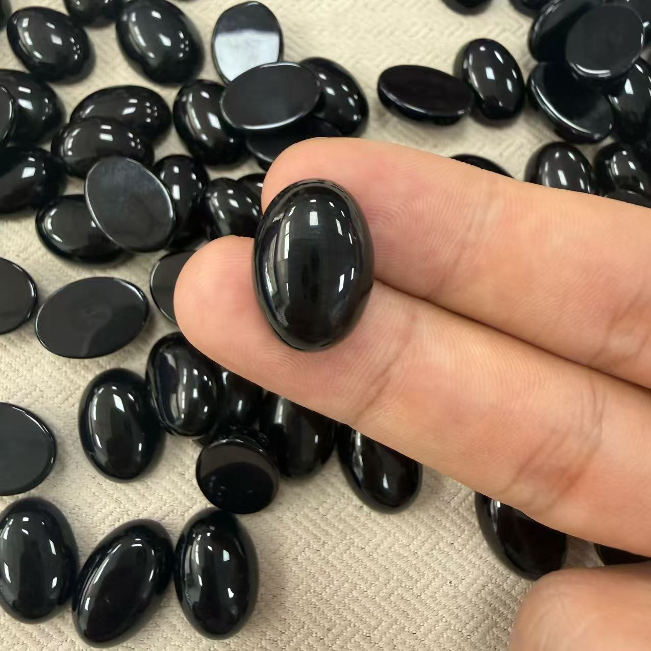 Natural black agate flat semi-circular holeless ring surface