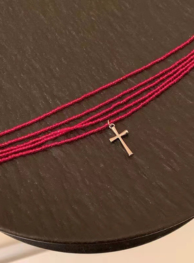 多层红色串珠十字架钛钢项链2024年新款choke颈链甜酷辣妹锁骨链