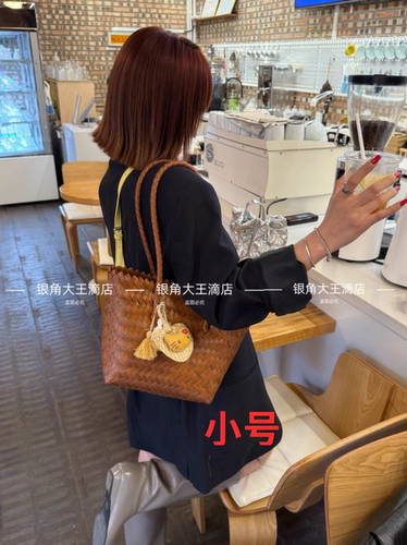 「银角大王」QQ女孩晕染仿藤编包！夏季度假手工编织包 - 图0