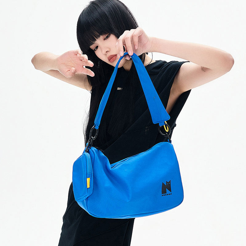 noxxon斜挎日系休闲上班腋下通勤包 NOXXON女士包袋