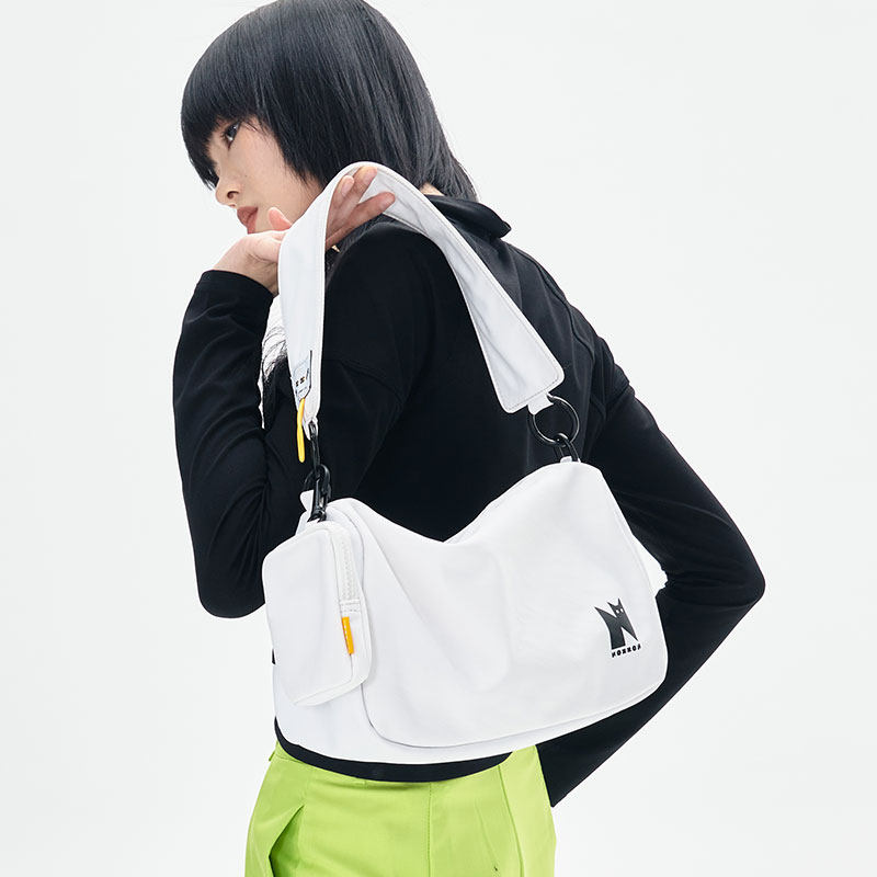 noxxon斜挎日系休闲上班腋下通勤包 NOXXON女士包袋