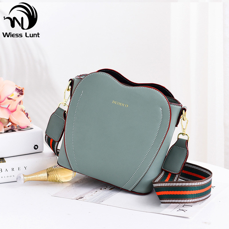 新款2020潮单肩春夏爱心ins斜挎包 威斯伦特女士包袋