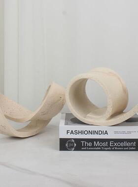 现代创意抽象艺术几何环形摆件样板间酒店民宿电视柜玄关软装饰品