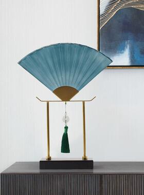 新中式禅意书房软装饰品样板房玄关酒柜轻奢屏风玻璃折扇金属摆件