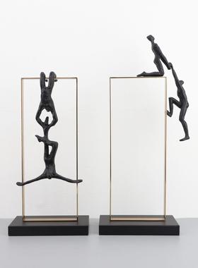 新中式金属框架人物摆件样板房卧室书房客厅桌面玄关软装饰品摆件