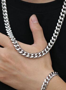 钛钢古巴链手男潮冷淡风甜