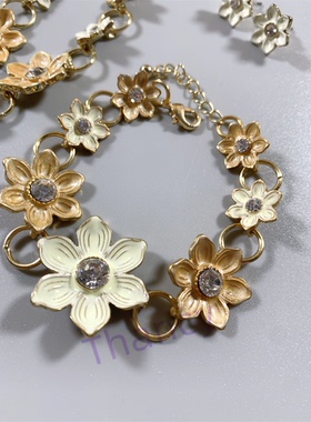 PILGRIM卡其米白色珐琅花朵套装