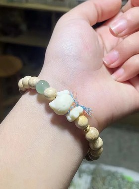 然生奶香木手串女款招财象牙果猫咪转运珠手链东陵玉国风文玩串珠