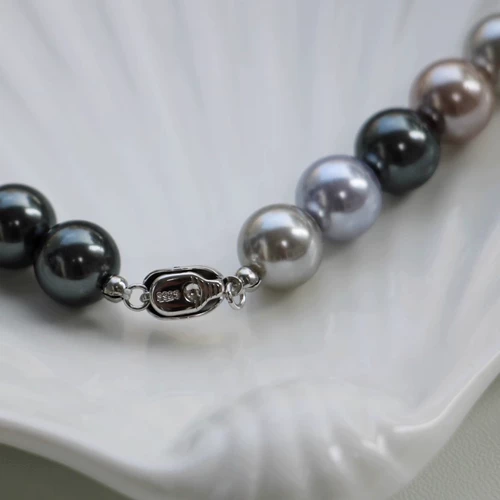 Ожерелье из жемчуга, свитер, легкий роскошный стиль, изысканный стиль