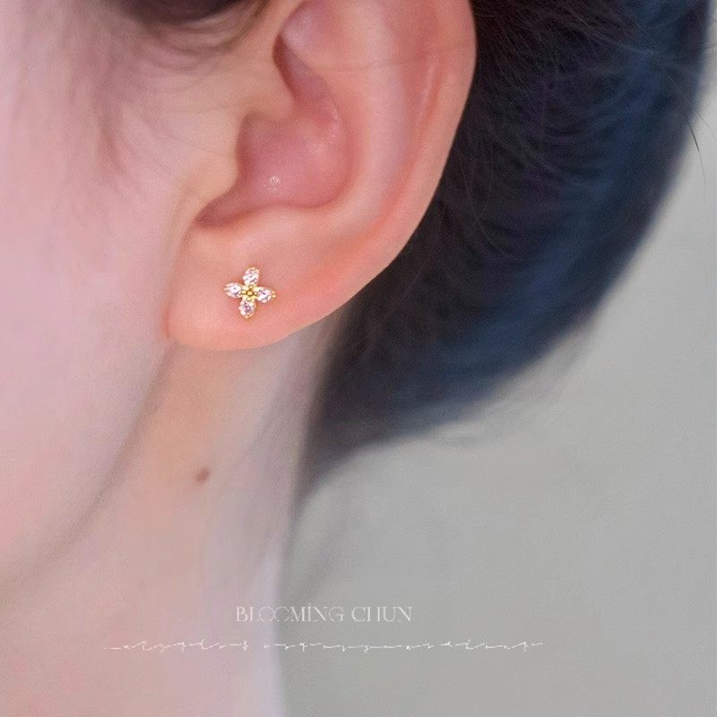 ROMANTIC洛神花~小粉花温柔精致纯银耳钉女简约百搭通勤耳饰品,淘宝优惠券,粉丝福利购,淘宝优惠卷