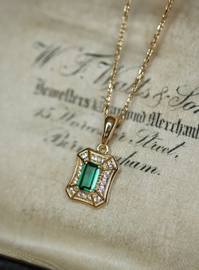 祖母绿锆石吊坠项链复古轻奢小众