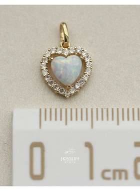 爱心吊坠项链女精致复古锁骨链