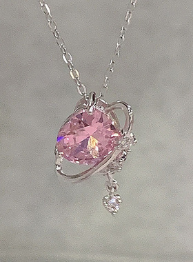 冰透粉爱心项链女轻奢ins环绕