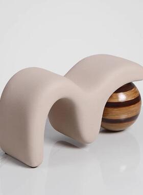 北欧现代简约抽象M形球摆件客厅办公室桌面装饰创意乔迁新居礼品