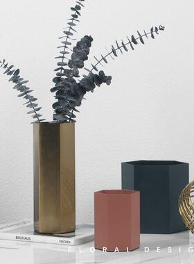 铜色圆柱花器六边形北欧现代简约花瓶置物筒现代笔筒收纳杯