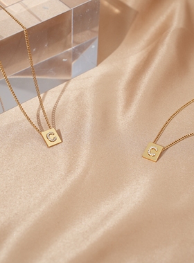 清仓特价CE字母C项链女时尚简约