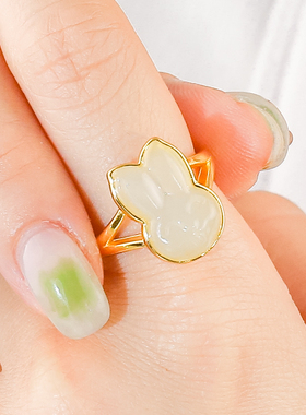 天然和田玉925银镶嵌时尚简约小巧可爱和田玉兔兔戒指送女友