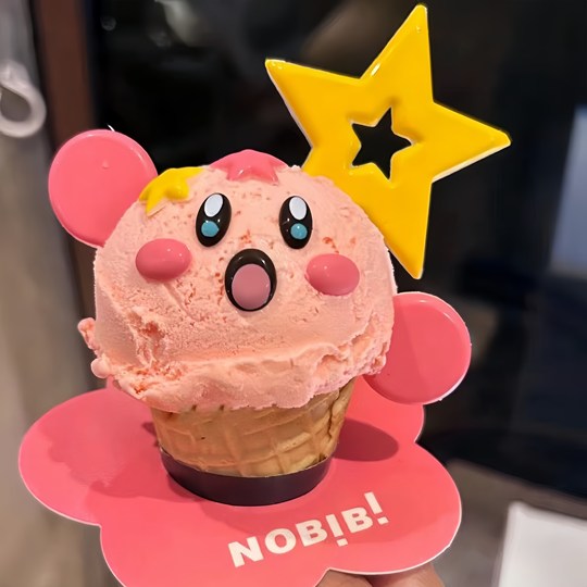 网红卡通小动物小眼睛绵绵冰冰淇淋巧克力插件甜品店可食用摆件