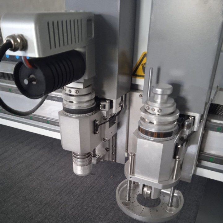 亚克力异型裁切机魔术贴毛毡裁剪机EVA复合布料震动刀切割机,淘宝优惠券,粉丝福利购,淘宝优惠卷