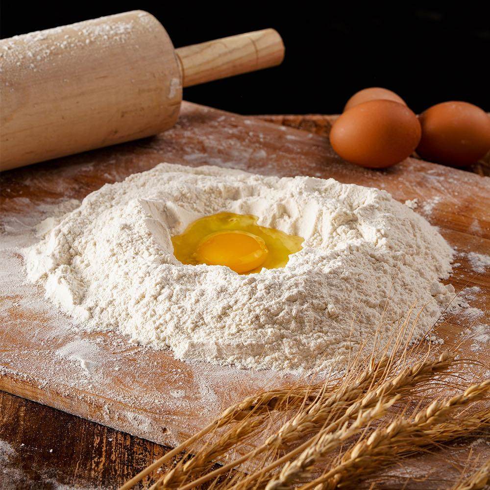 东方甄选推荐十六膳石磨全麦面粉1000g*1袋黑龙江特有龙麦35品种